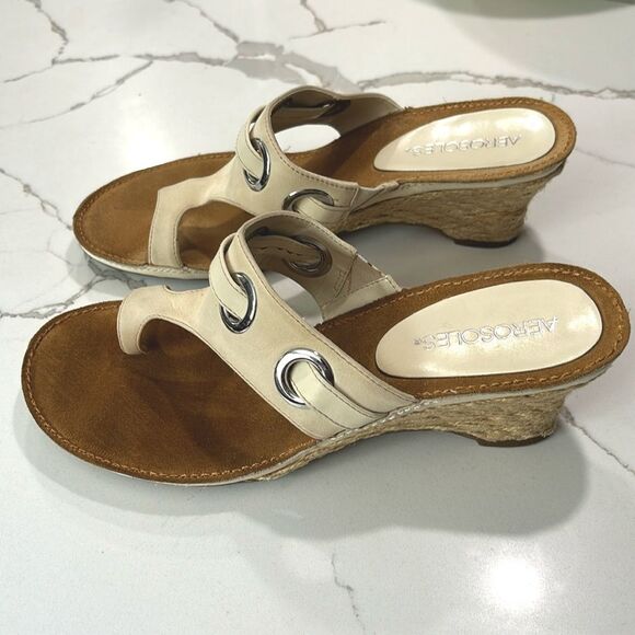 Aerosoles | Vintage T-Strap Cream Wedge Leather Thong Sandals - Picture 1 of 12
